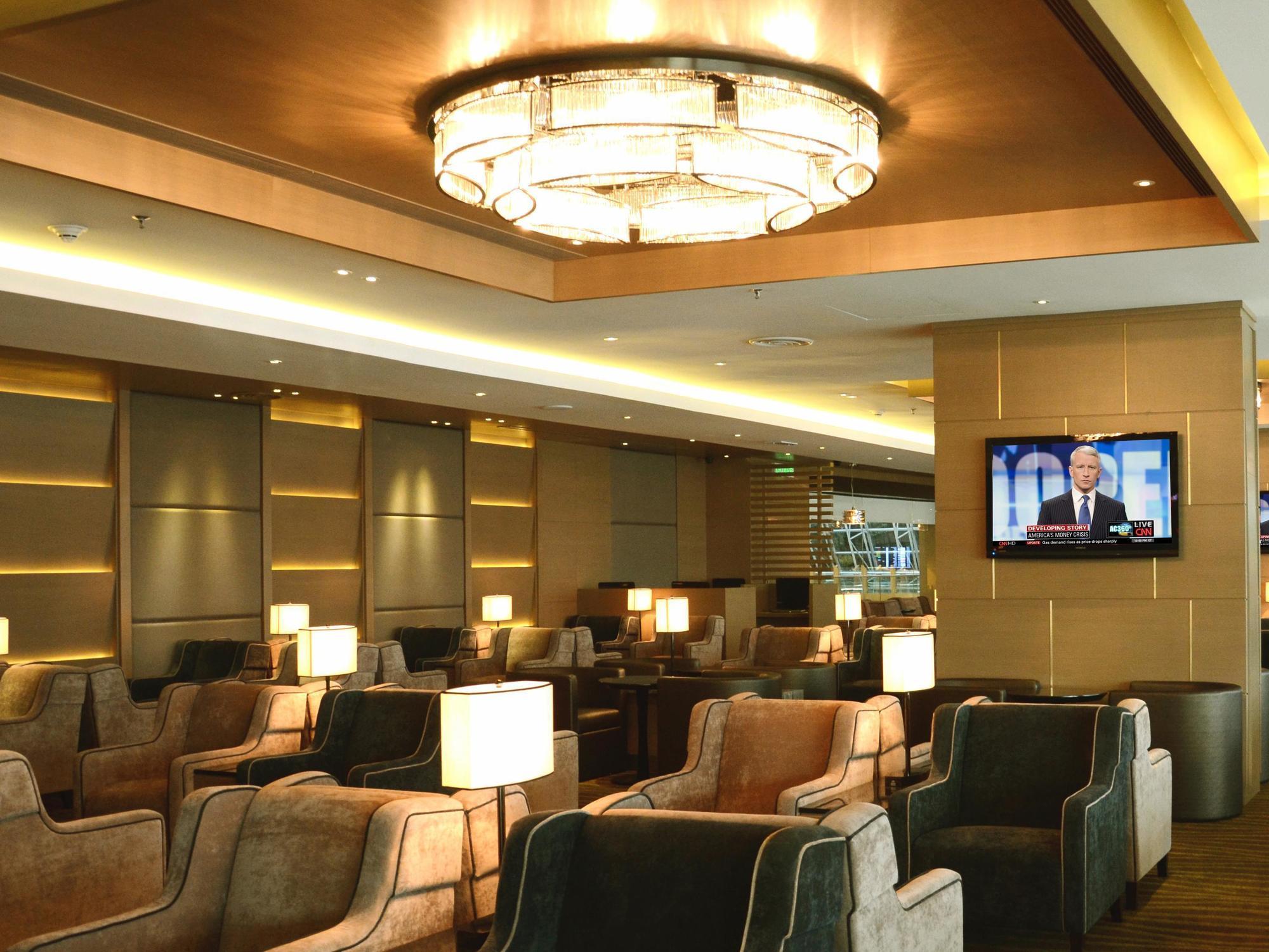 Plaza Premium Lounge Hotel Bayan Lepas Buitenkant foto